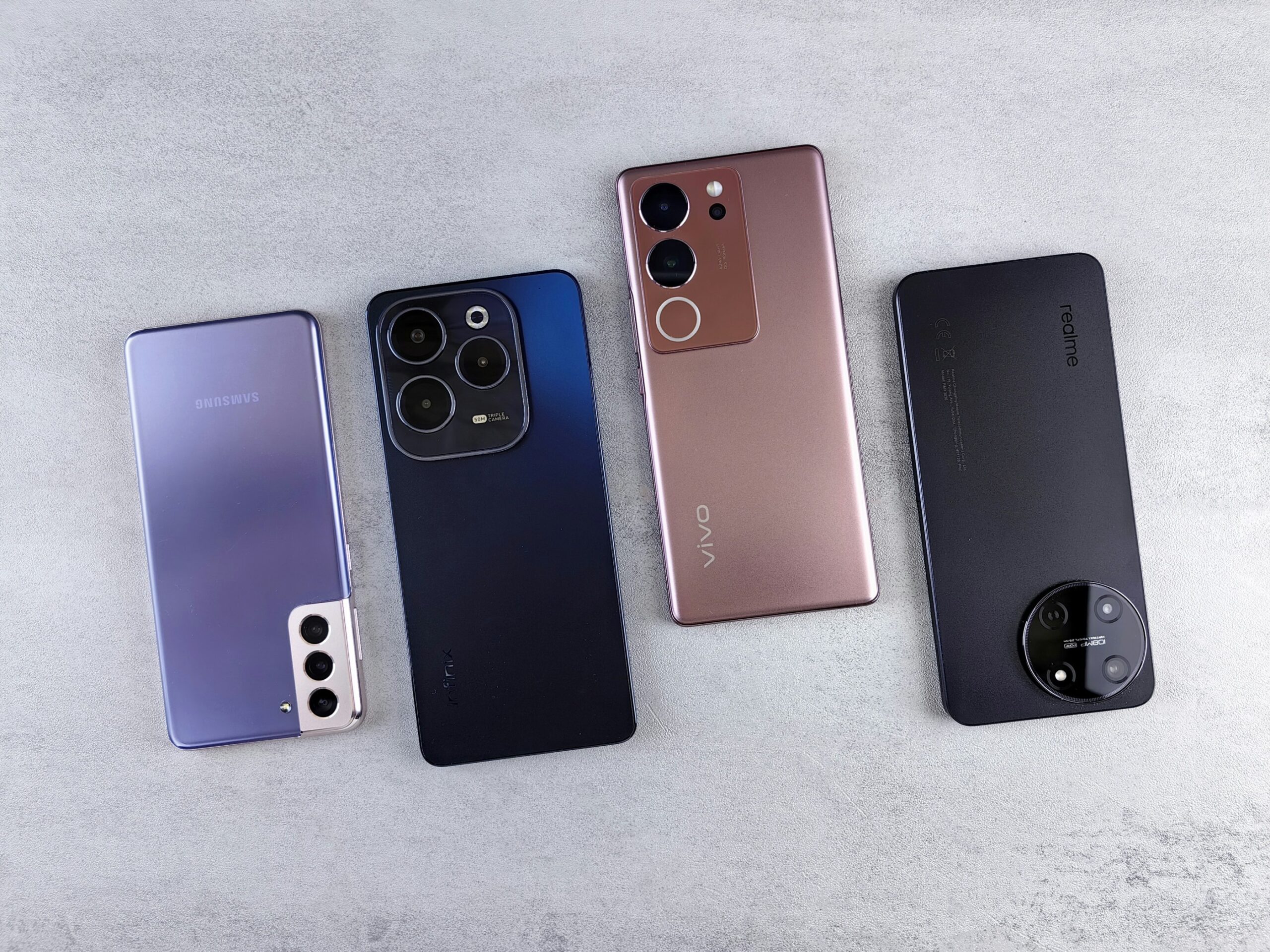 Multiple brand mobiles showing in one image which is explaining about best mobile phone